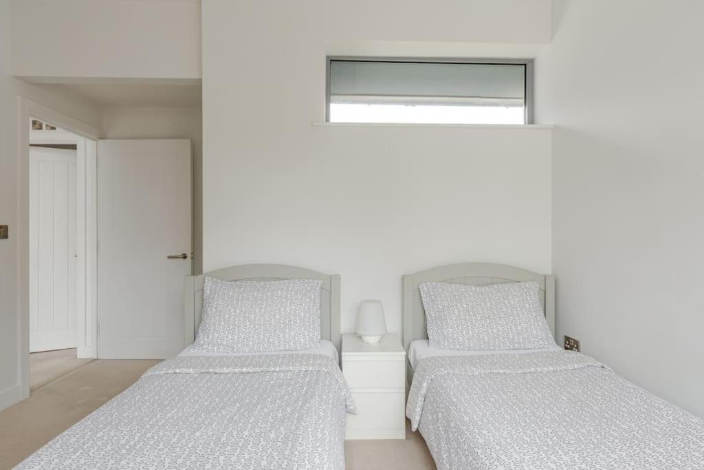 Apartment Modern Centre House With Free Parking